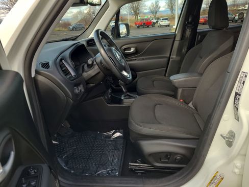 Used 2023 Jeep Renegade Altitude w/ Sun/Sound Group image 19