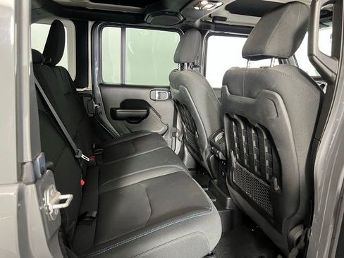 Used 2021 Jeep Wrangler Unlimited Rubicon 4xe w/ Steel Bumper Group image 30