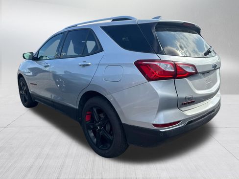 Used 2021 Chevrolet Equinox Premier w/ Redline Edition AWD/4WD image 4