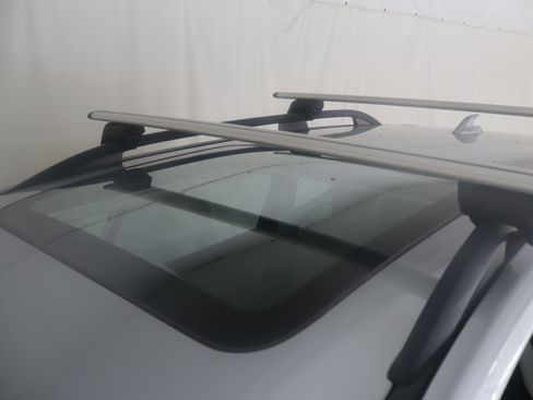 Used 2017 Subaru Forester 2.5i Premium w/ All-Weather Package image 13