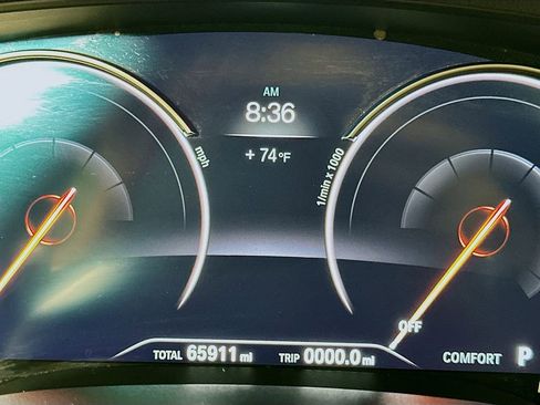 Used 2018 BMW 640i Gran Turismo xDrive image 12