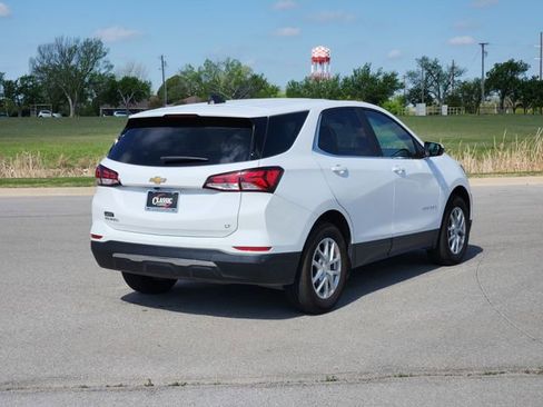 Used 2024 Chevrolet Equinox LT FWD image 7