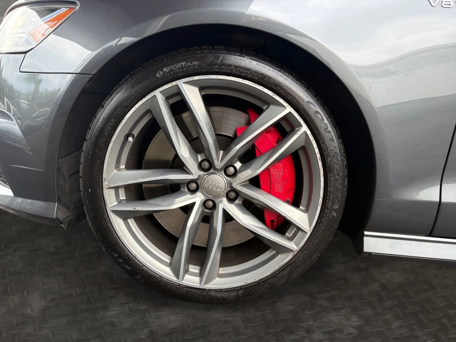 Used 2018 Audi S6 Premium Plus w/ S Sport Package AWD/4WD image 36