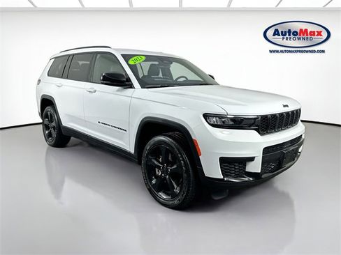Used 2023 Jeep Grand Cherokee L Laredo image 1