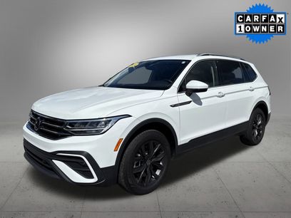 Used 2024 Volkswagen Tiguan SE