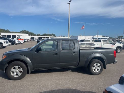 Used 2013 Nissan Frontier SV w/ SV Value Truck Pkg image 8