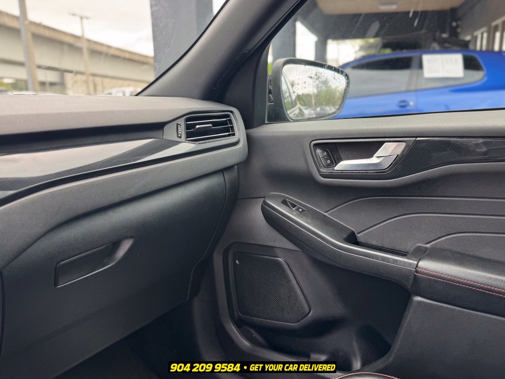 Used 2023 Ford Escape ST-Line AWD/4WD image 15
