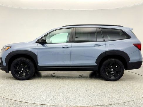 Used 2022 Honda Pilot TrailSport image 8