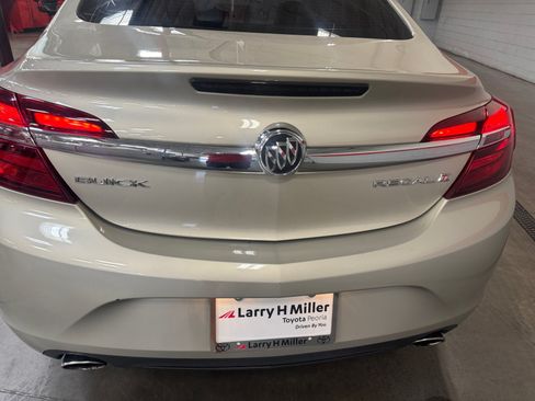 Used 2016 Buick Regal FWD image 25