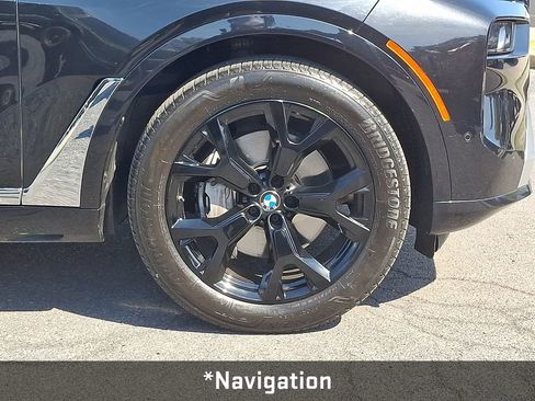 Used 2023 BMW X7 xDrive40i w/ Climate Comfort Package AWD/4WD image 10