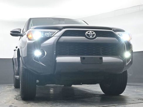 Used 2019 Toyota 4Runner SR5 Premium image 37
