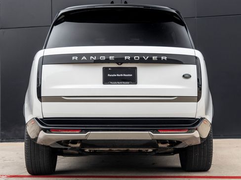 Used 2023 Land Rover Range Rover SE AWD/4WD image 7