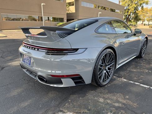 Used 2024 Porsche 911 Carrera 4S w/ Premium Package AWD/4WD image 23