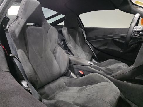 Used 2024 McLaren 750S image 19
