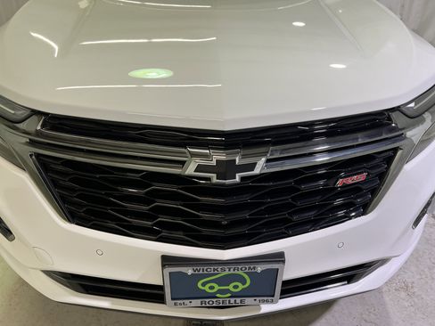 Used 2022 Chevrolet Equinox RS w/ RS Leather Package image 4