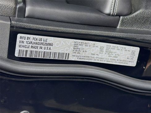 Used 2024 Jeep Grand Cherokee Altitude AWD/4WD image 39