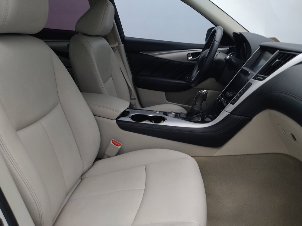 Used 2019 INFINITI Q50 Luxe w/ Essential Package (3.0T Luxe) RWD image 21