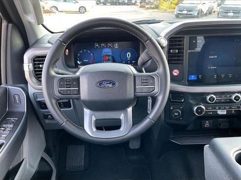Used 2025 Ford F150 XLT w/ Equipment Group 301A Standard image 5