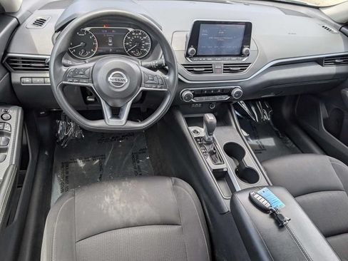 Used 2020 Nissan Altima 2.5 S FWD image 18