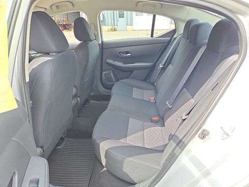 Used 2023 Nissan Sentra SV FWD image 11