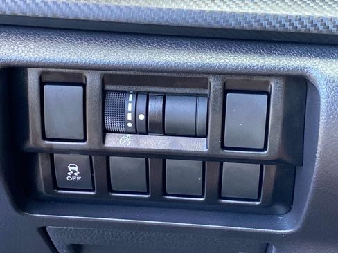 Used 2023 Subaru Impreza 2.0i AWD/4WD image 18