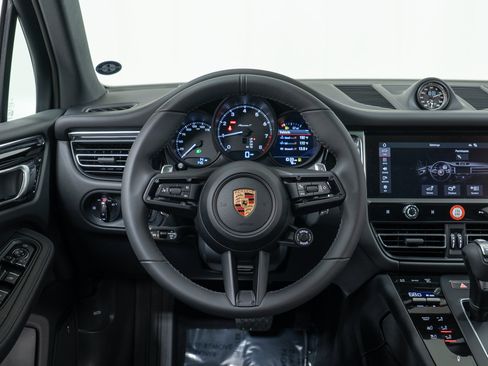 New 2026 Porsche Macan Turbo AWD/4WD image 21
