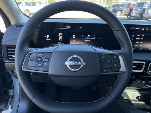 New 2026 Nissan Sentra SR w/ Floor Mat Package image 9