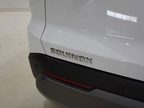 Used 2025 Chevrolet Equinox LT image 29