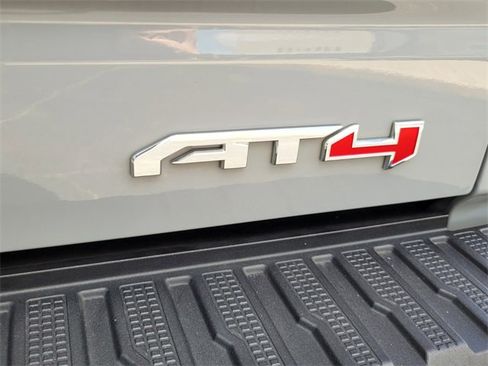 Used 2024 GMC Sierra 1500 AT4 w/ Technology Package image 10