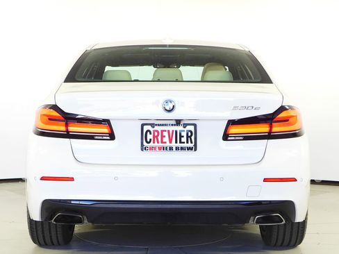 Used 2023 BMW 530e 530e iPerformance w/ Convenience Package image 8