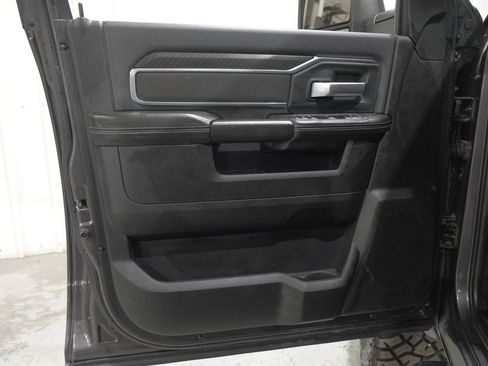 Used 2025 RAM 2500 Big Horn AWD/4WD image 41