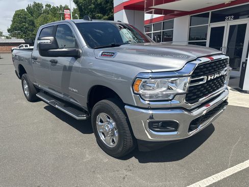 Used 2024 RAM 2500 Big Horn w/ Bed Utility Group AWD/4WD image 2