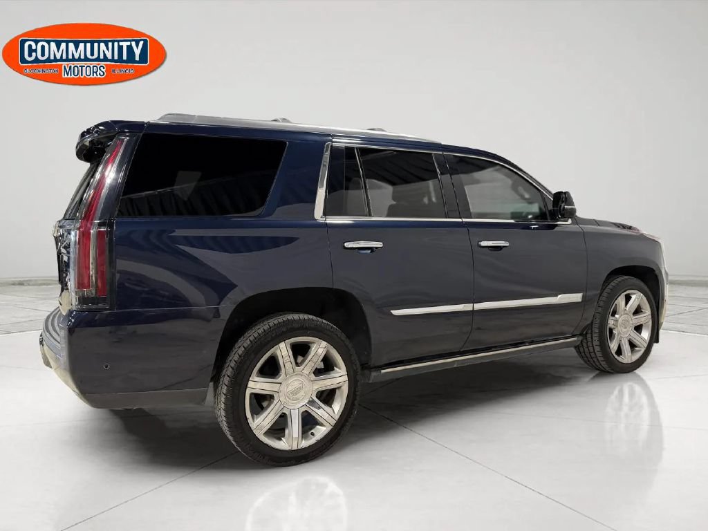 Used 2018 Cadillac Escalade Premium Luxury AWD/4WD image 8