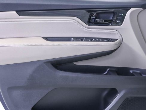 Used 2022 Honda Odyssey Elite image 6