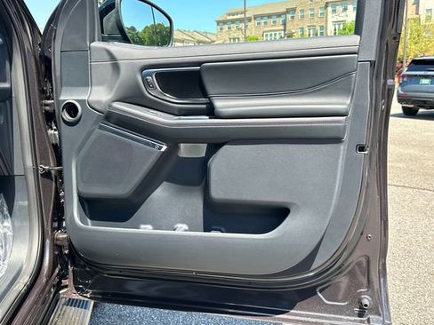 New 2026 Ford Expedition Platinum AWD/4WD image 14