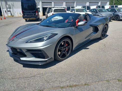 Used 2022 Chevrolet Corvette Stingray Premium Conv w/ Z51 Performance Package RWD image 7