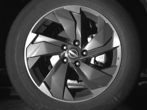 Used 2025 Nissan Rogue SV FWD image 13