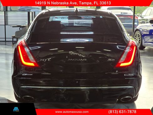 Used 2016 Jaguar XJ L Portfolio RWD image 10