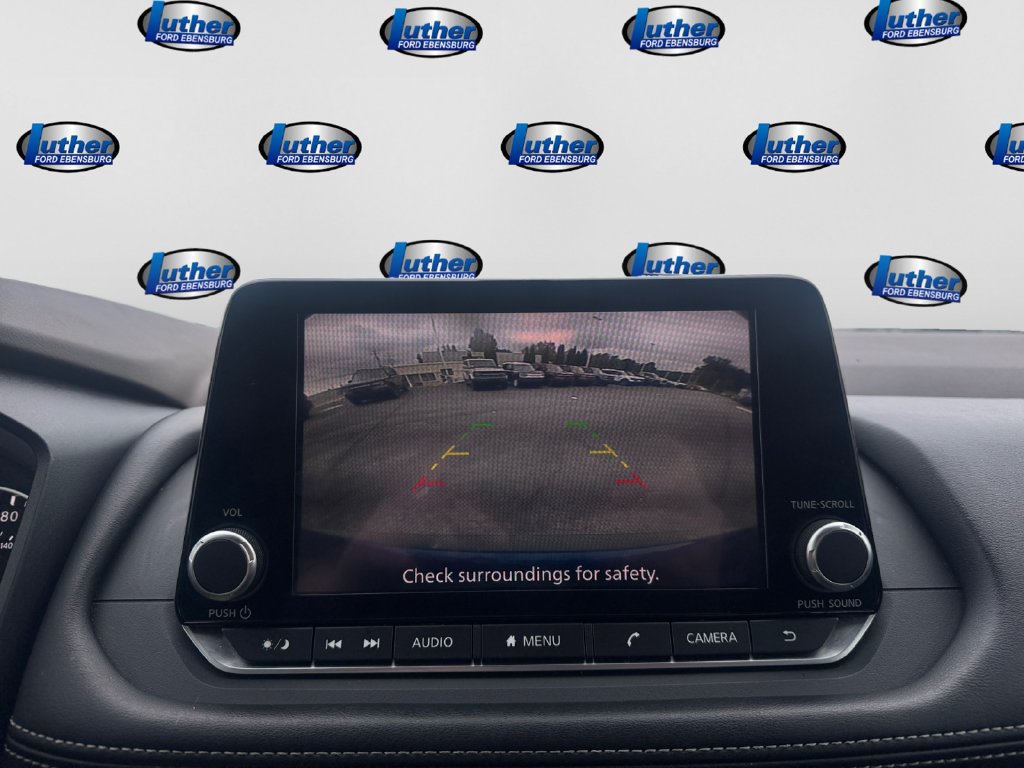 Used 2023 Nissan Rogue SV FWD image 23