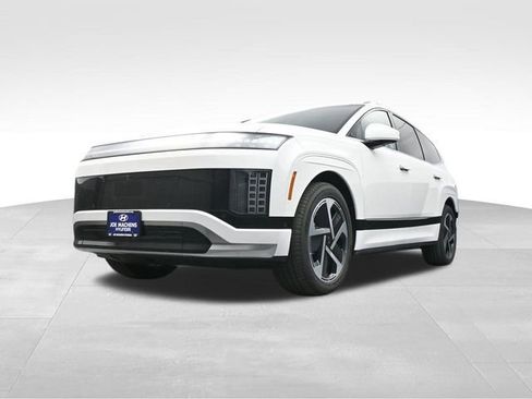 New 2026 Hyundai Ioniq 9 Calligraphy image 34