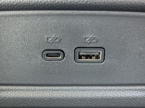 New 2025 Chevrolet Trax LT w/ Driver Confidence Package image 9