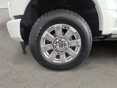 Used 2020 Ford F350 Platinum image 14