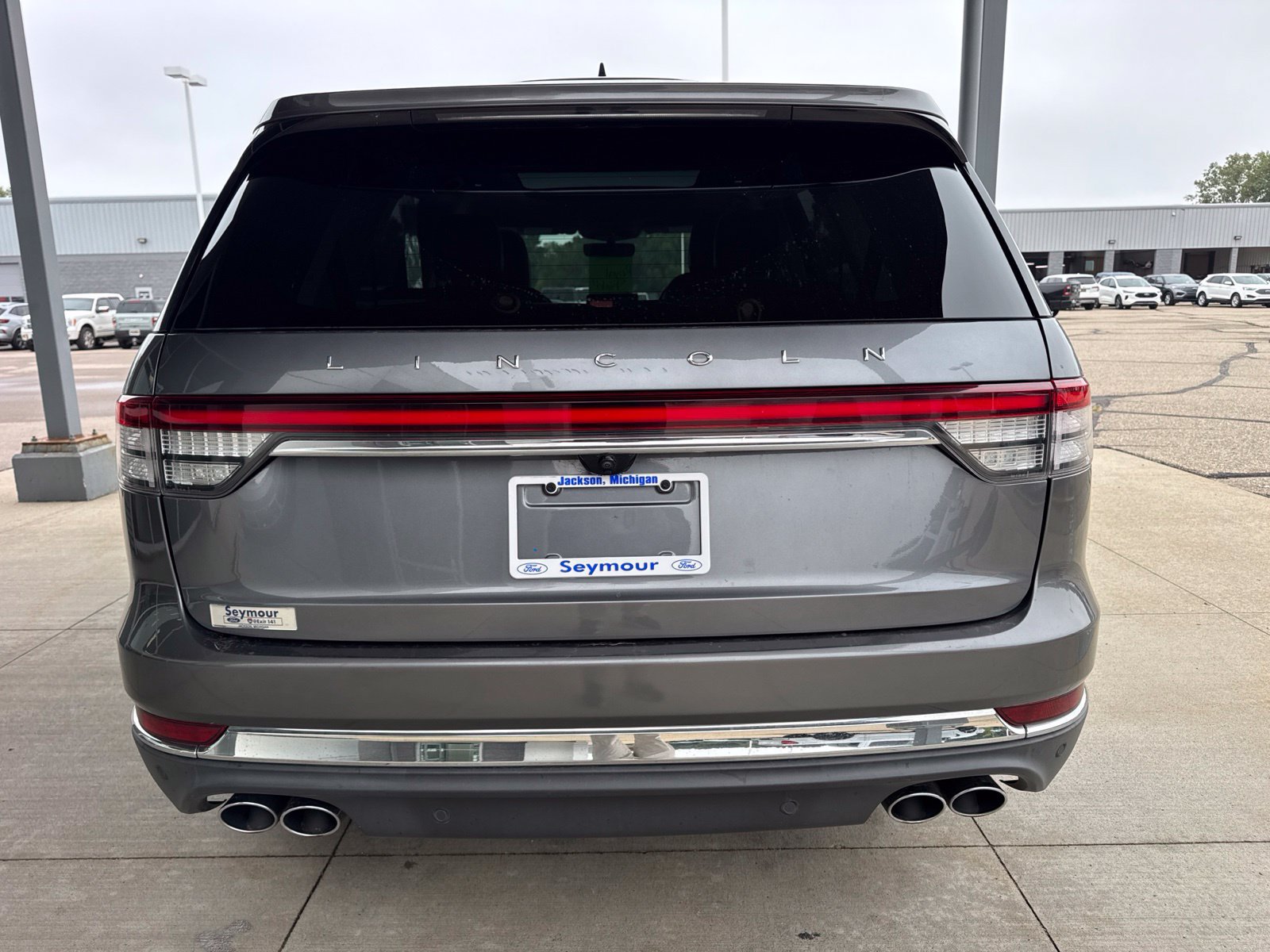 Used 2021 Lincoln Aviator Reserve AWD/4WD image 5