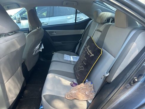 Used 2017 Toyota Corolla LE FWD image 6