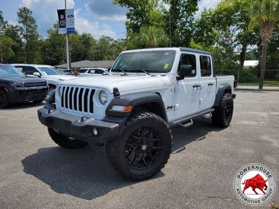 Used 2020 Jeep Gladiator Sport w/ Quick Order Package 24S