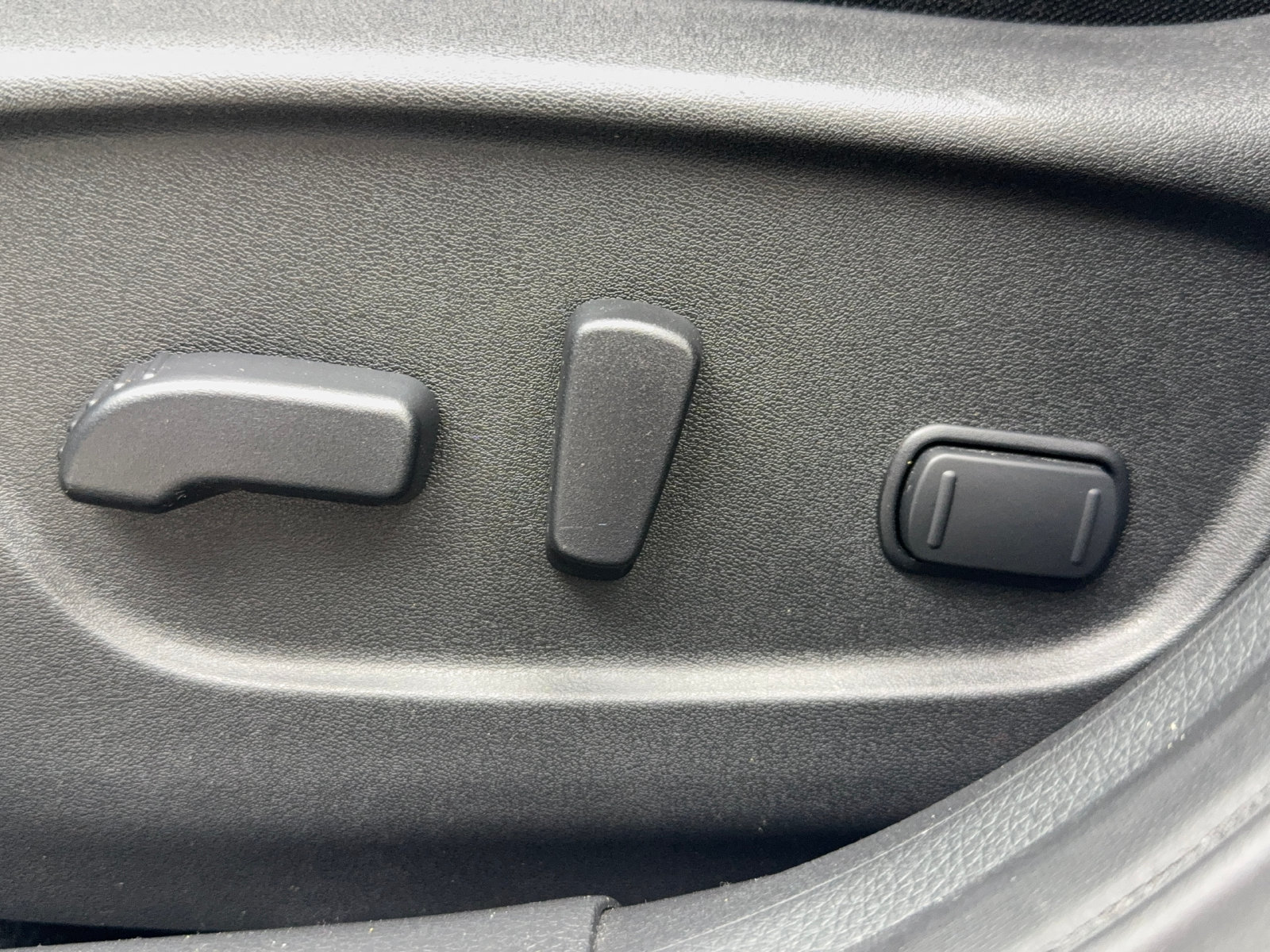 Used 2019 Nissan Rogue SV AWD/4WD image 45