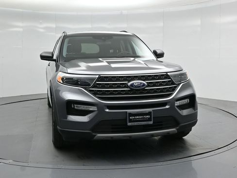 Certified 2023 Ford Explorer XLT w/ Equipment Group 202A image 59