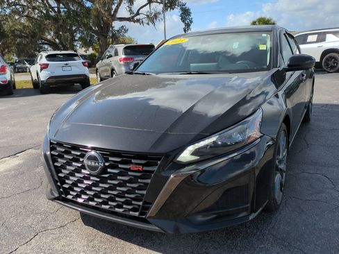 Used 2023 Nissan Altima 2.0 SR image 7