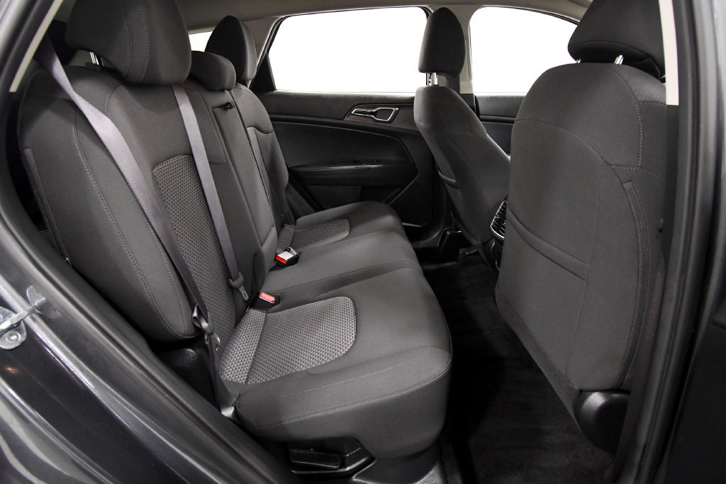 Certified 2023 Kia Sportage LX AWD/4WD image 17