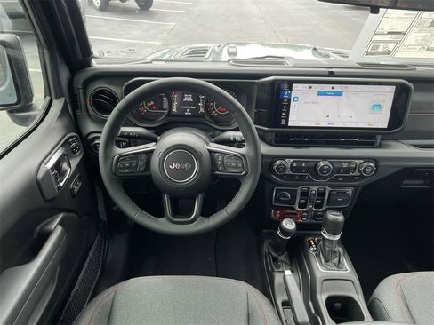 New 2025 Jeep Gladiator Rubicon w/ Convenience Group image 11